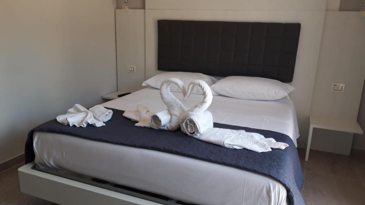 Blue Marine - Free Parking Hotel Tropea Buitenkant foto
