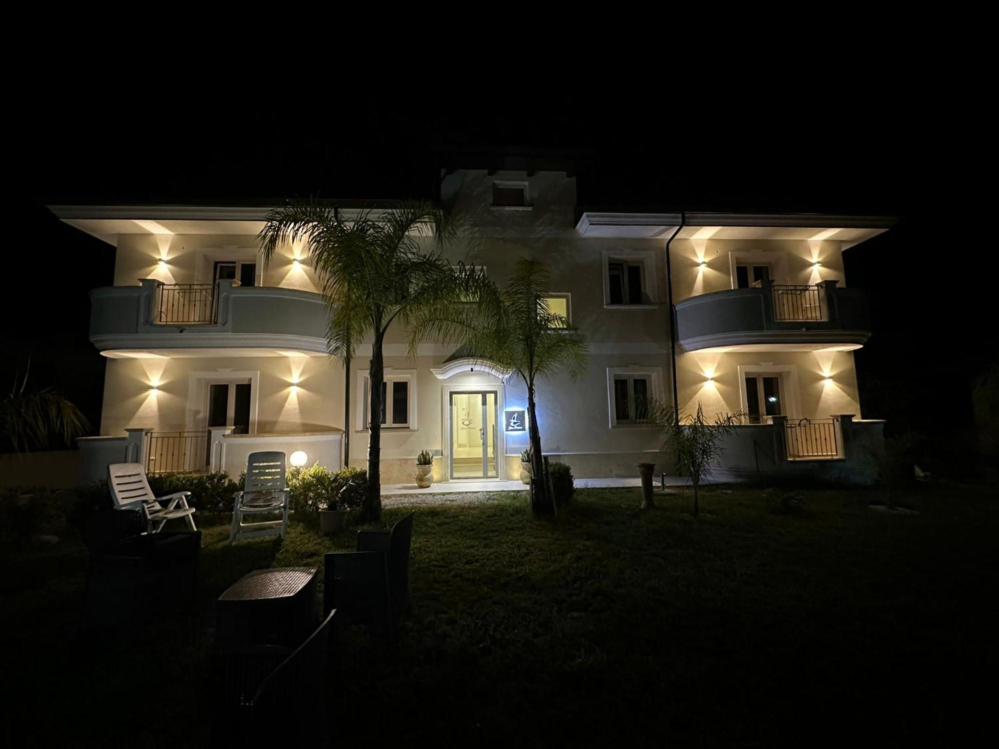 Blue Marine - Free Parking Hotel Tropea Buitenkant foto