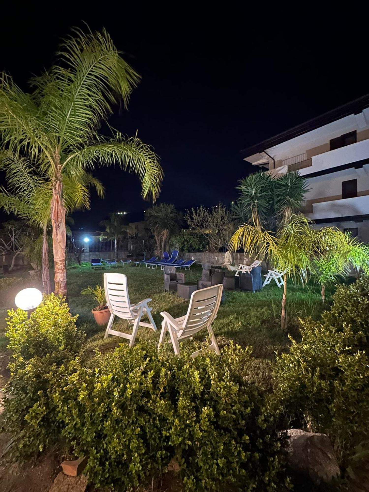 Blue Marine - Free Parking Hotel Tropea Buitenkant foto