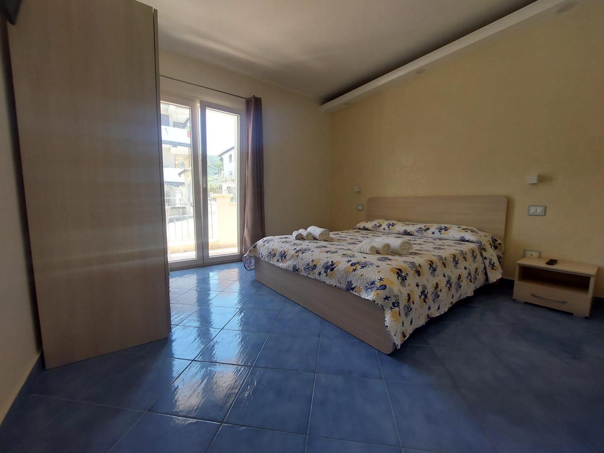 Blue Marine - Free Parking Hotel Tropea Buitenkant foto